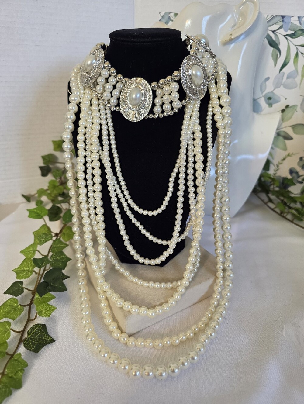 Vintage Style Multi Strand Pearl Medallion Choker Statement Necklace Silver